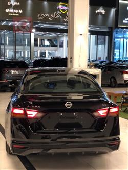 نيسان ألتيما